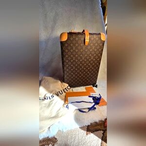 Louis Vuitton Horizon 55 Carry-On M23203